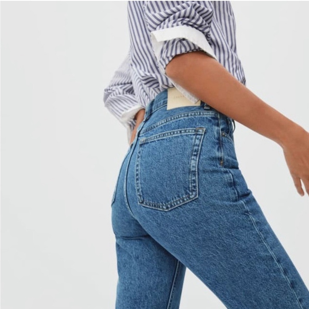 Everlane 90s Cheeky Straight-Leg Jeans